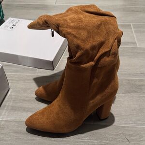 Women's Tan Suede Boots